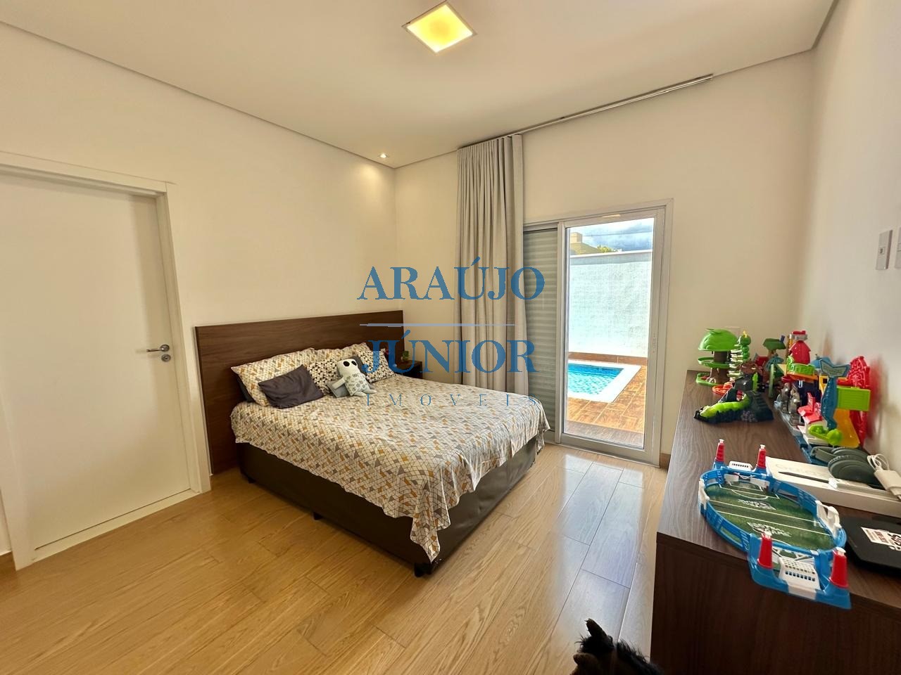 Casa, 3 quartos, 210 m² - Foto 14