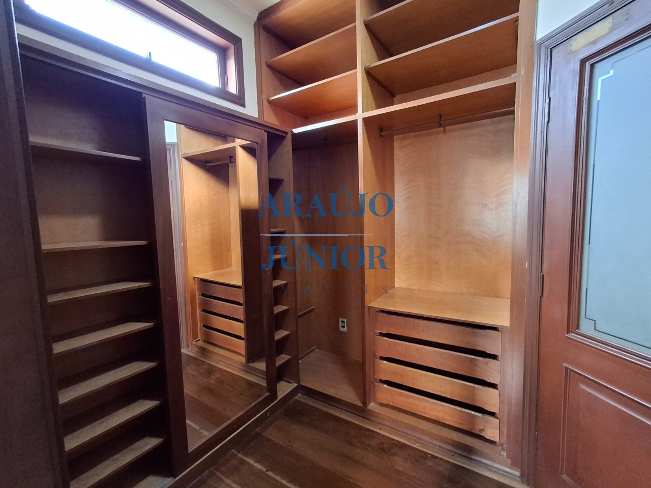 Casa, 3 quartos, 346 m² - Foto 45