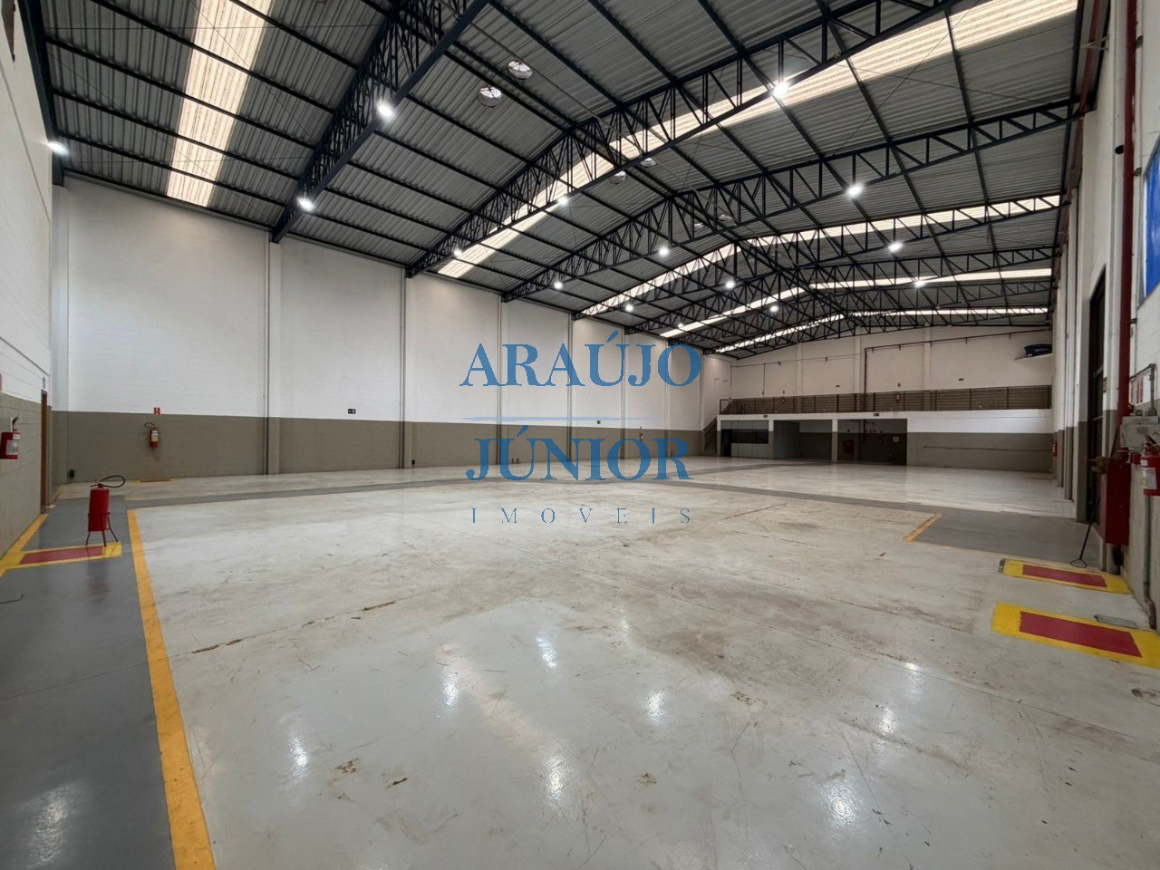 Depósito-Galpão, 1100 m² - Foto 2