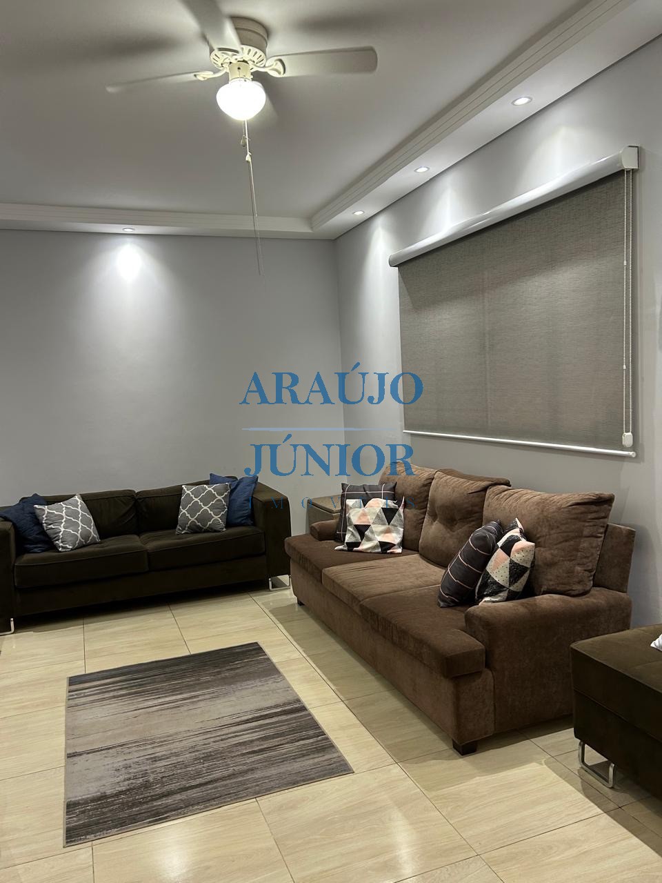 Casa, 3 quartos, 185 m² - Foto 1