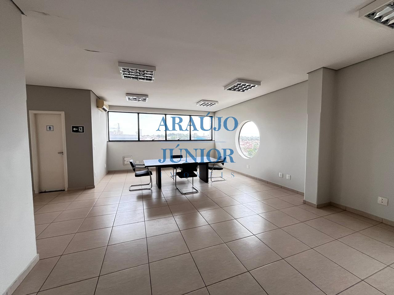 Loja-Salão, 150 m² - Foto 2