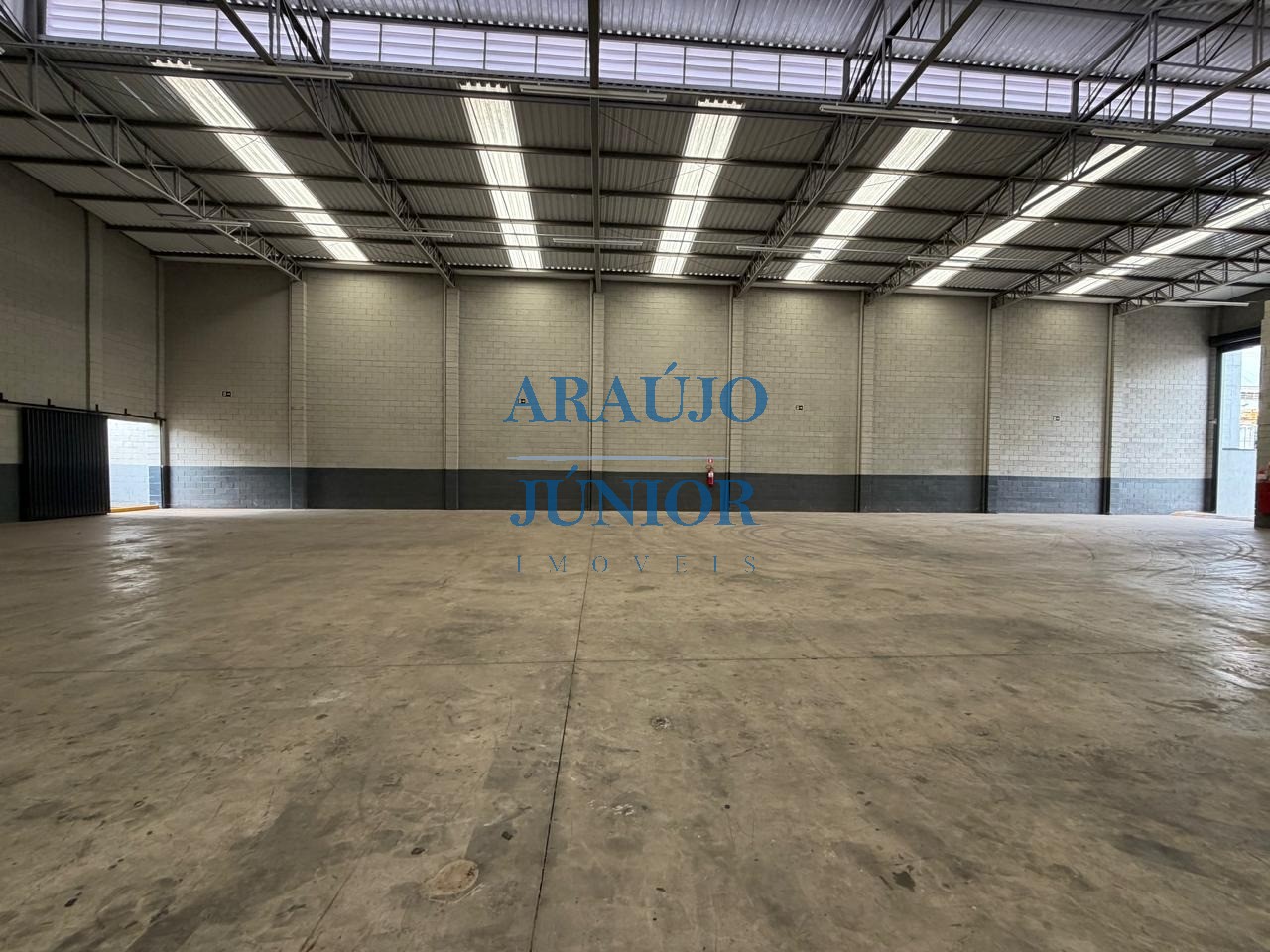 Depósito-Galpão, 907 m² - Foto 32