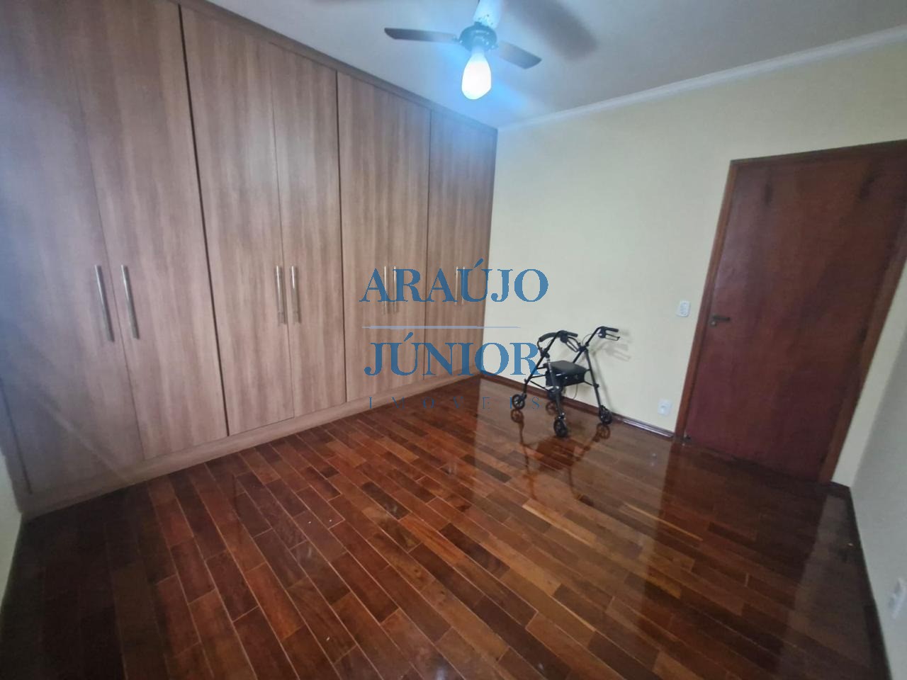 Casa, 3 quartos, 184 m² - Foto 30