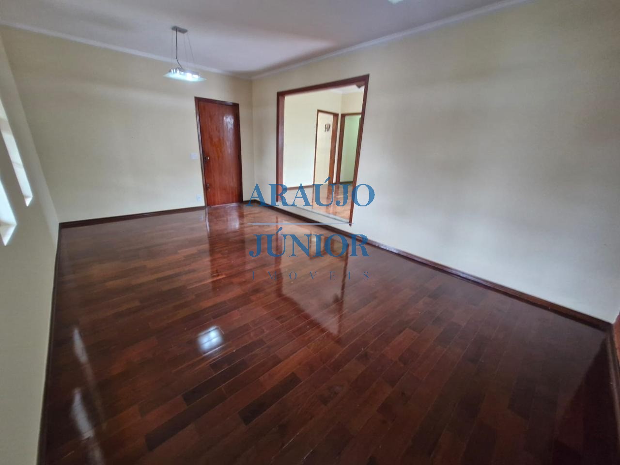 Casa, 3 quartos, 184 m² - Foto 3