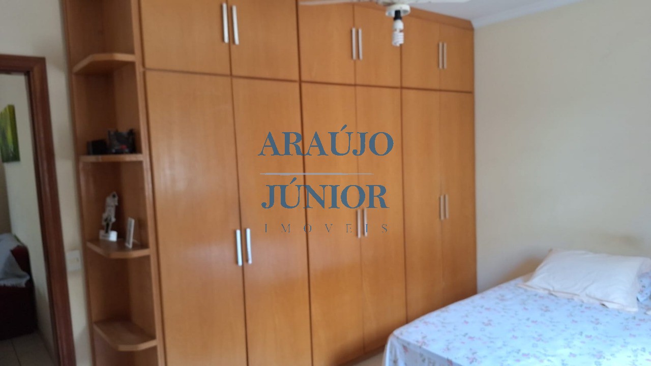 Casa, 3 quartos, 230 m² - Foto 14