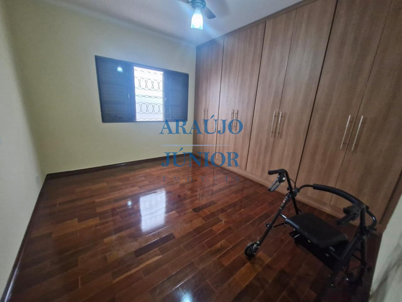 Casa, 3 quartos, 184 m² - Foto 28