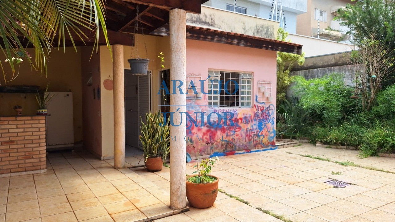Casa, 3 quartos, 230 m² - Foto 30