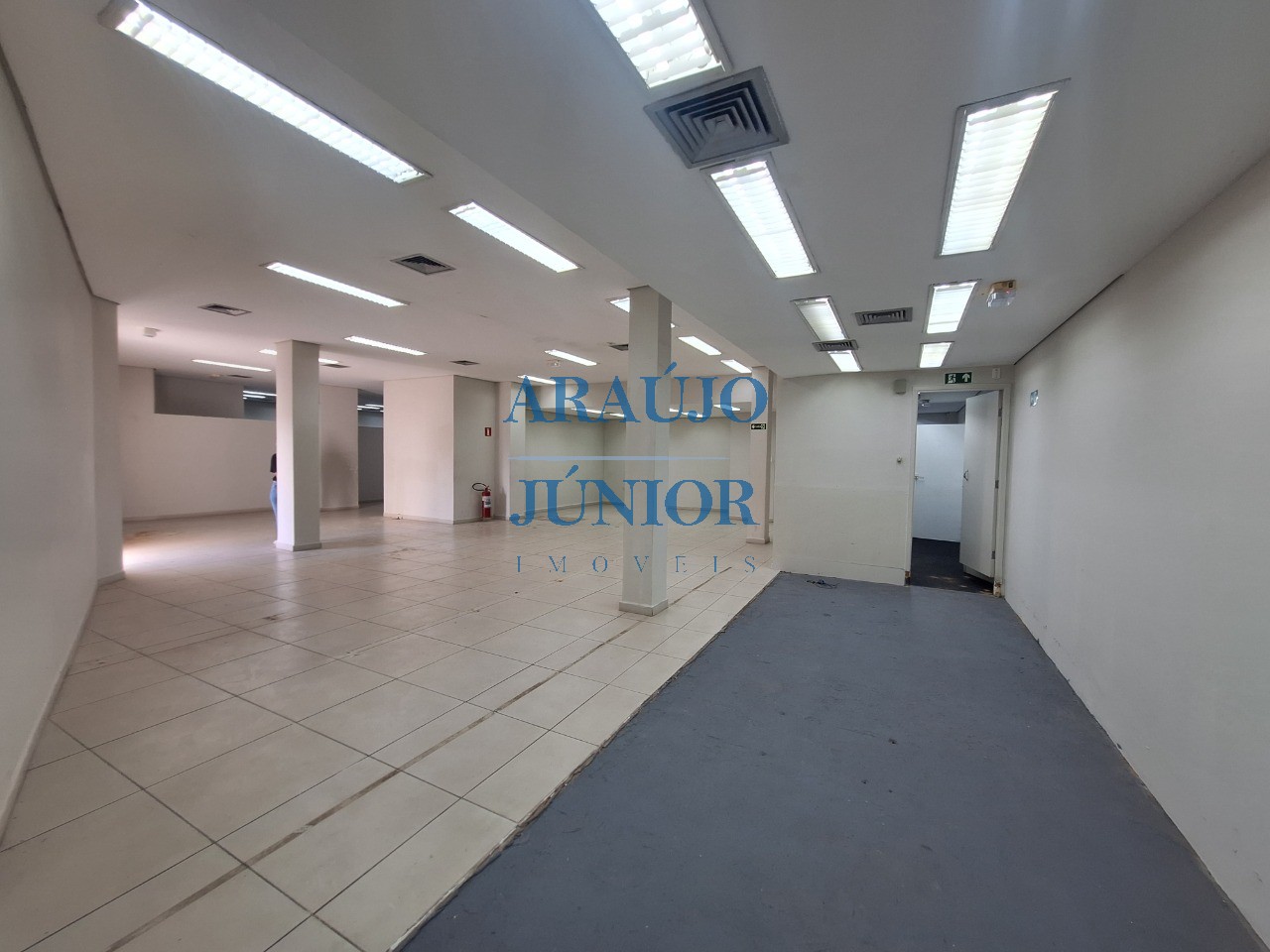 Loja-Salão, 700 m² - Foto 42