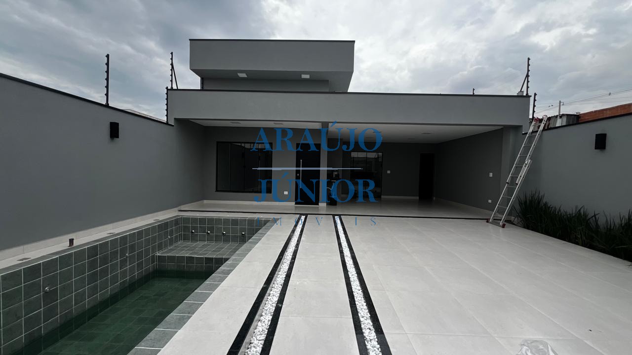Casa, 3 quartos, 250 m² - Foto 1