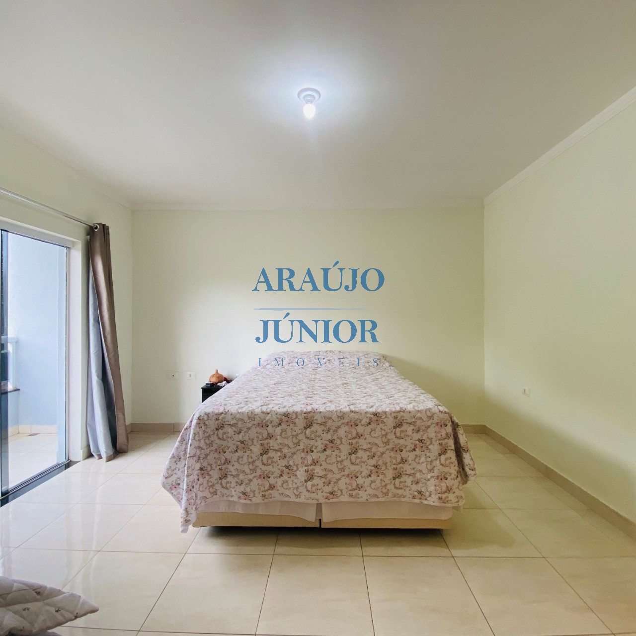 Casa, 3 quartos, 300 m² - Foto 3