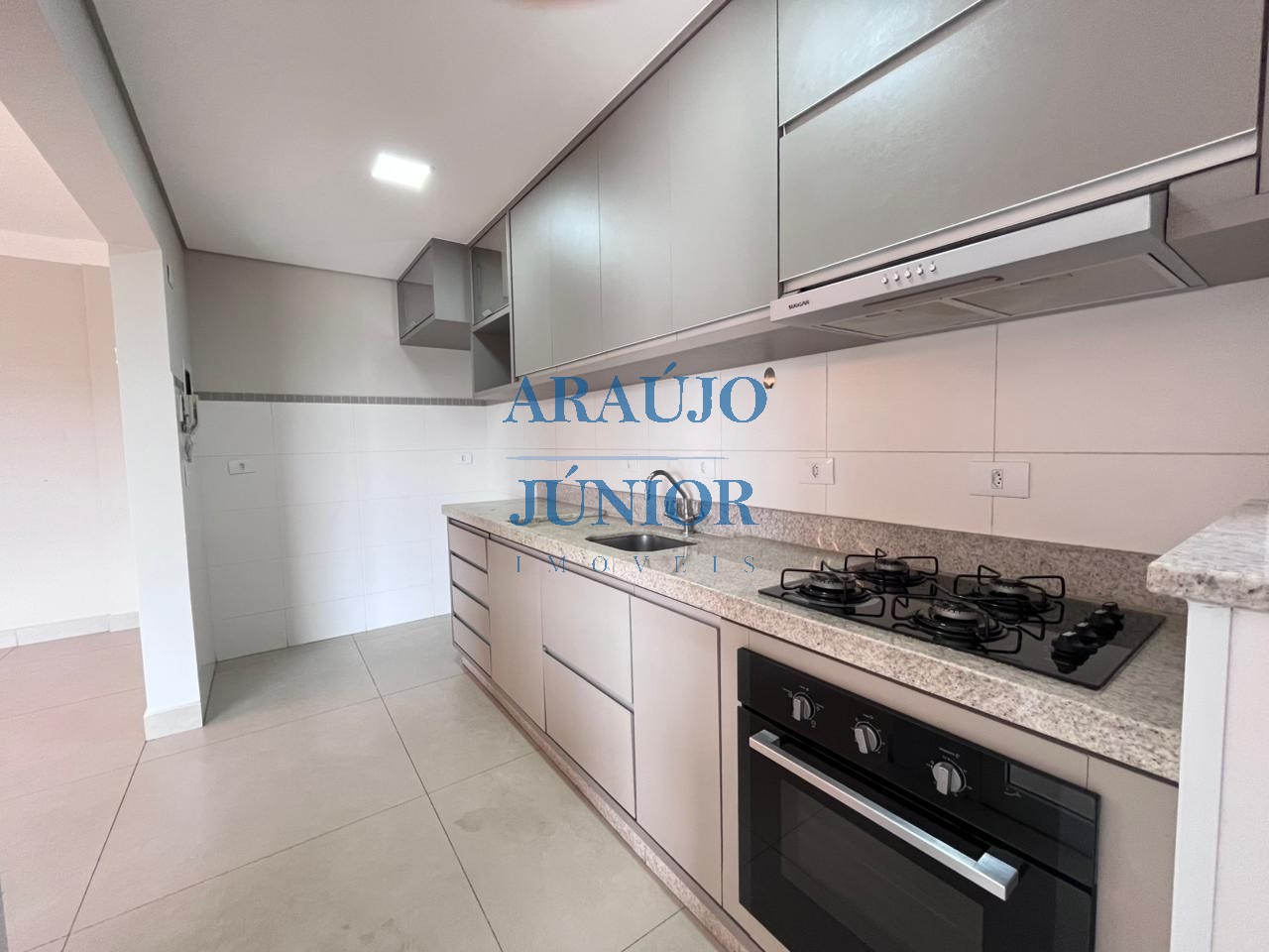 Apartamento, 3 quartos, 96 m² - Foto 2