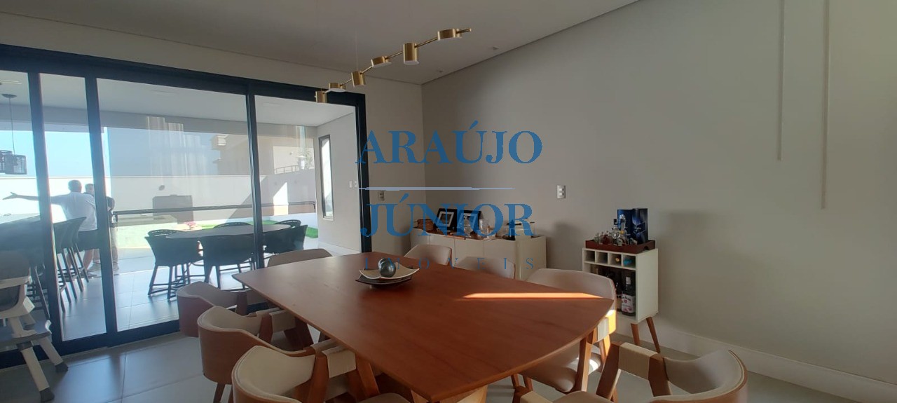 Casa, 3 quartos, 240 m² - Foto 3