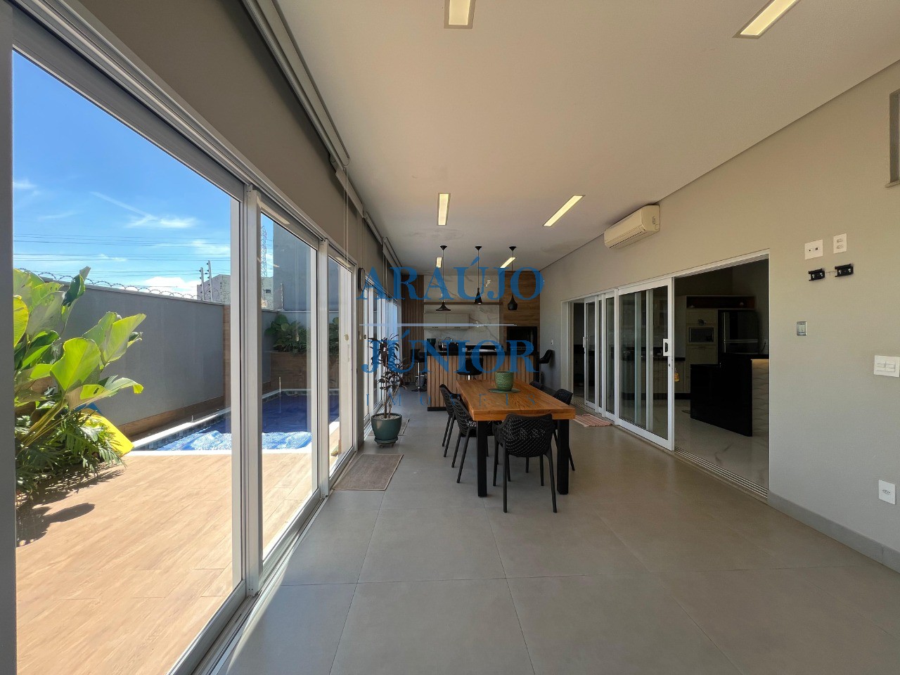 Casa, 3 quartos, 323 m² - Foto 3