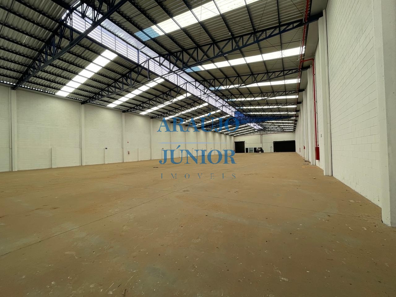 Depósito-Galpão, 895 m² - Foto 1