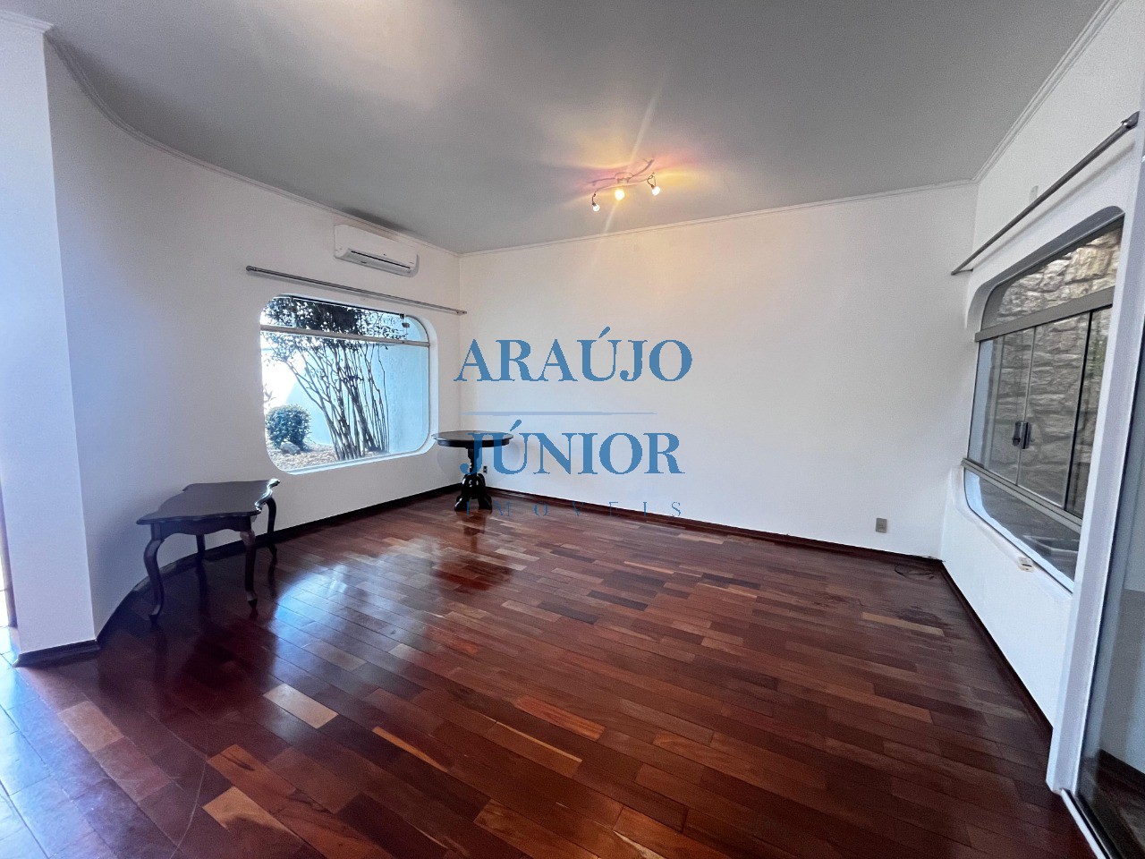Casa, 3 quartos, 324 m² - Foto 4