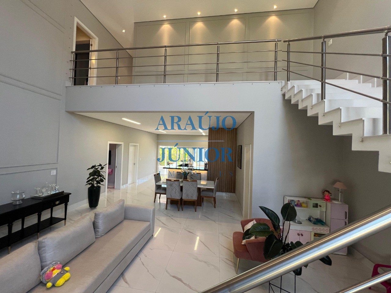 Casa, 3 quartos, 323 m² - Foto 23
