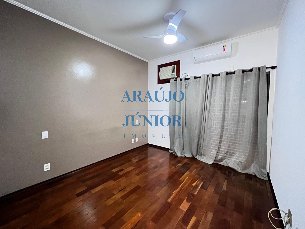 Casa, 3 quartos, 324 m² - Foto 37