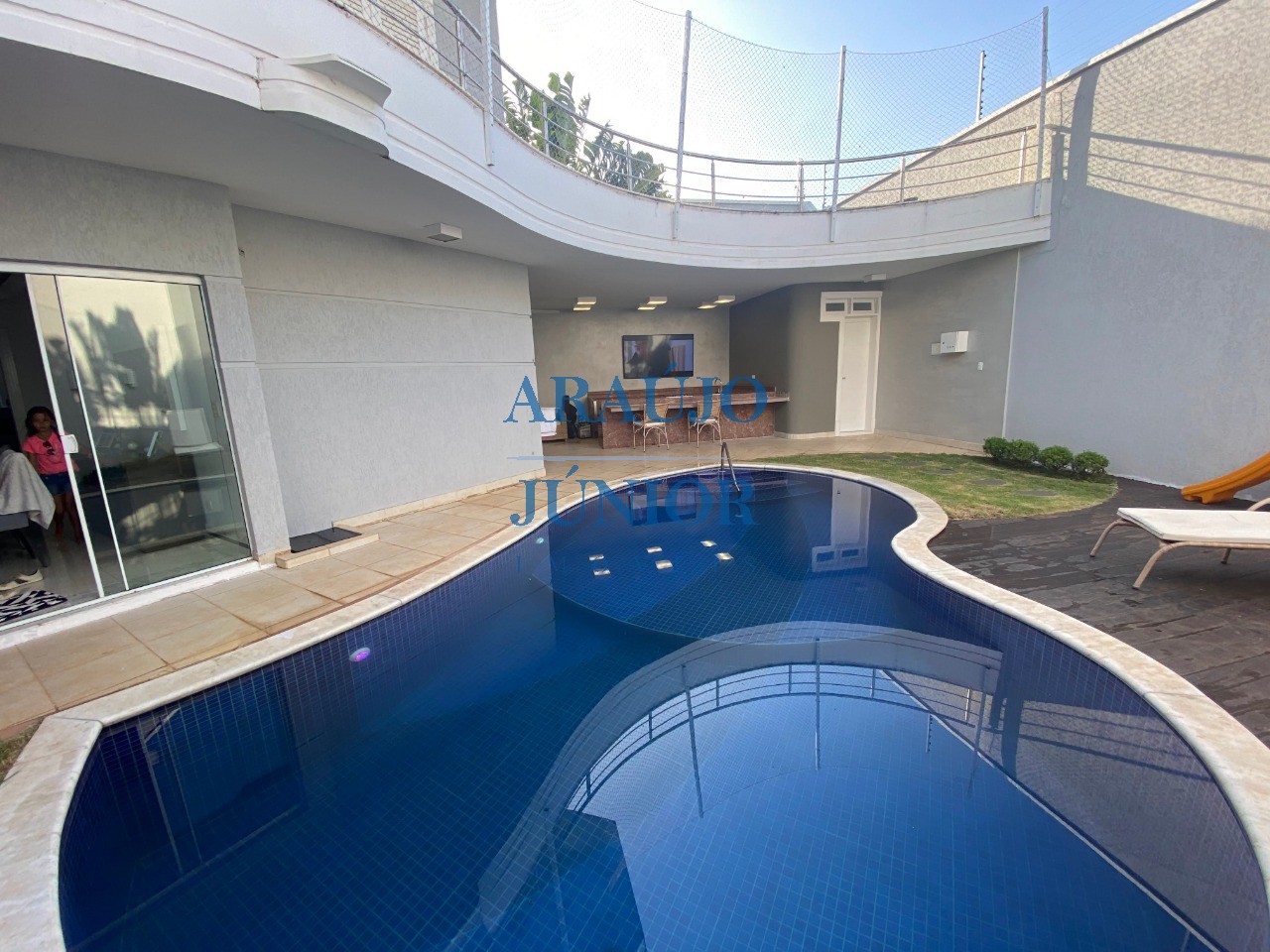 Casa, 3 quartos, 350 m² - Foto 1