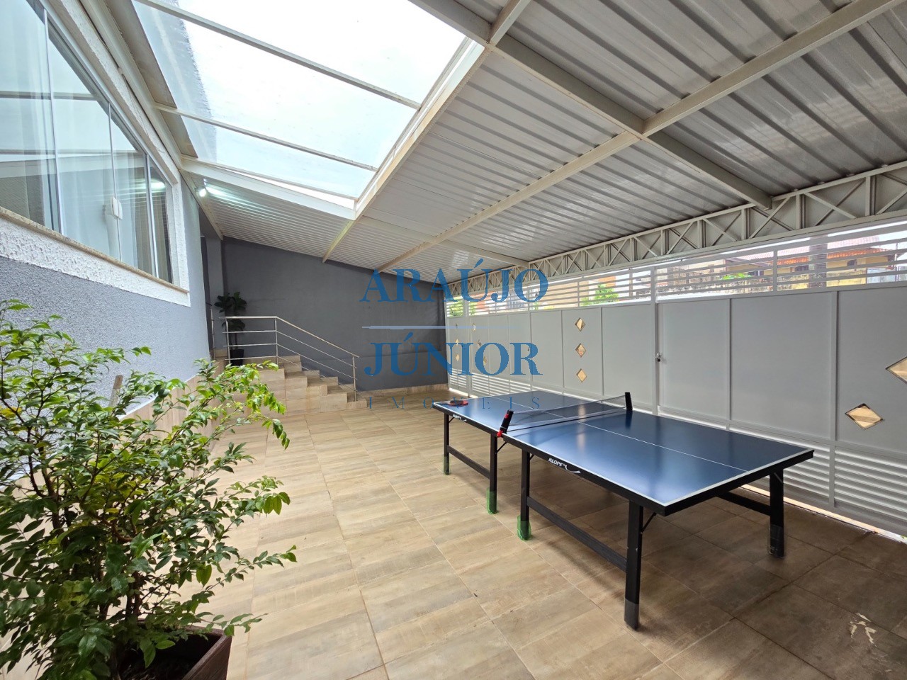 Casa, 5 quartos, 250 m² - Foto 2