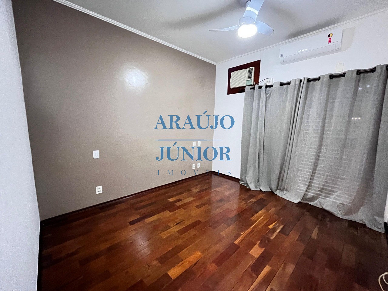 Casa, 3 quartos, 324 m² - Foto 42