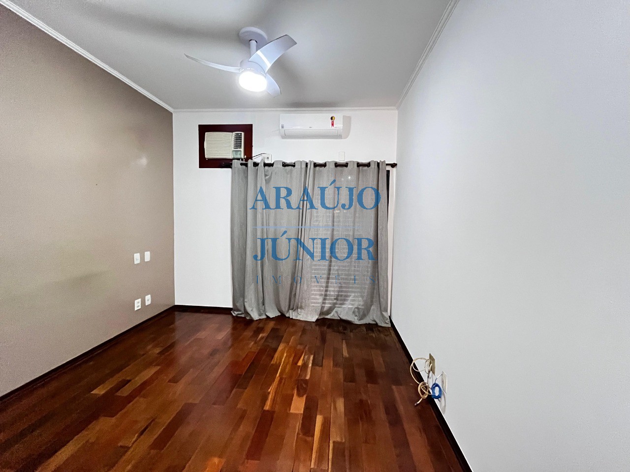 Casa, 3 quartos, 324 m² - Foto 34