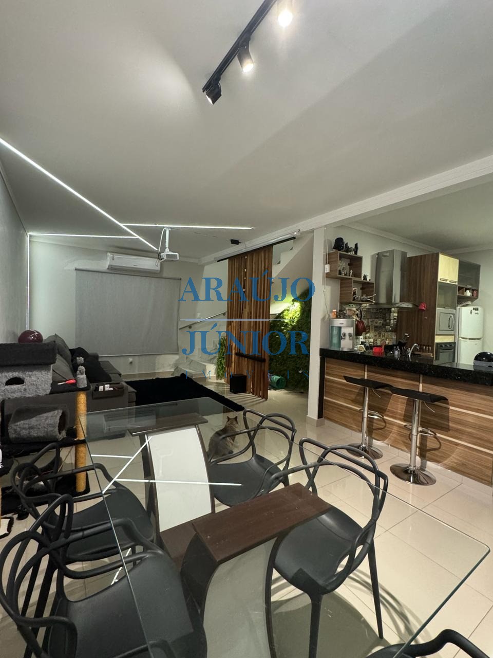 Casa, 3 quartos, 200 m² - Foto 10