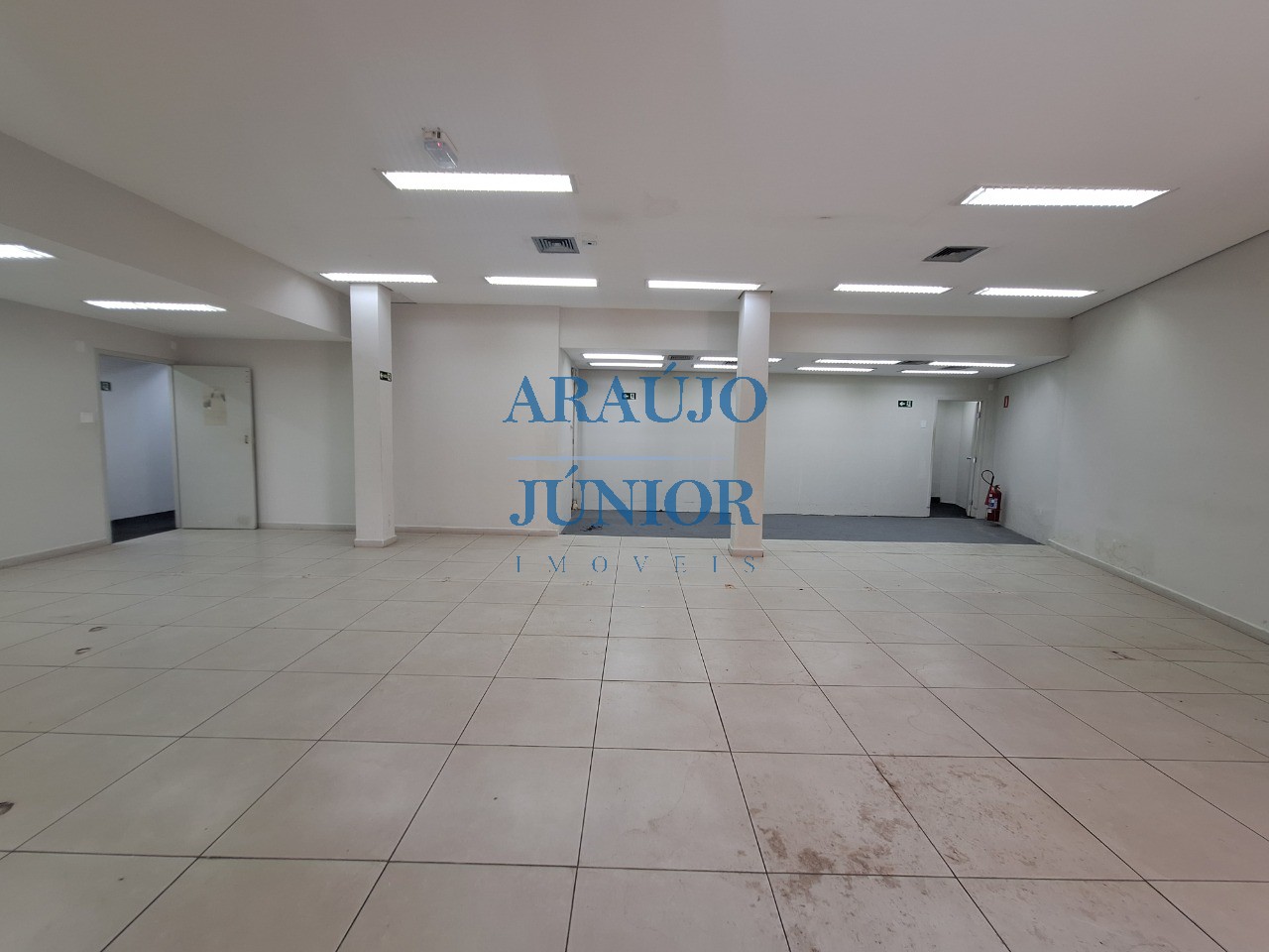 Loja-Salão, 700 m² - Foto 39