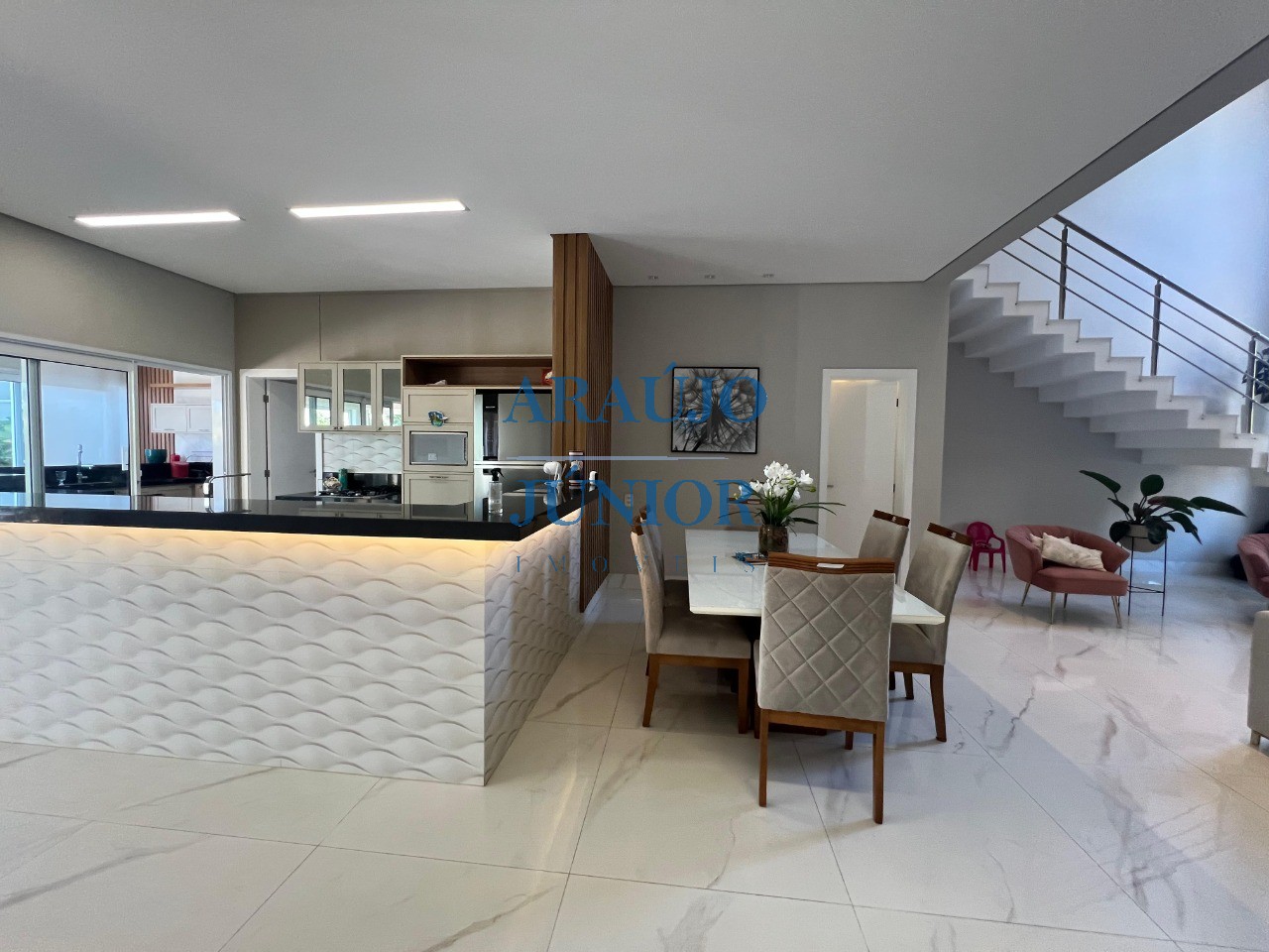 Casa, 3 quartos, 323 m² - Foto 22