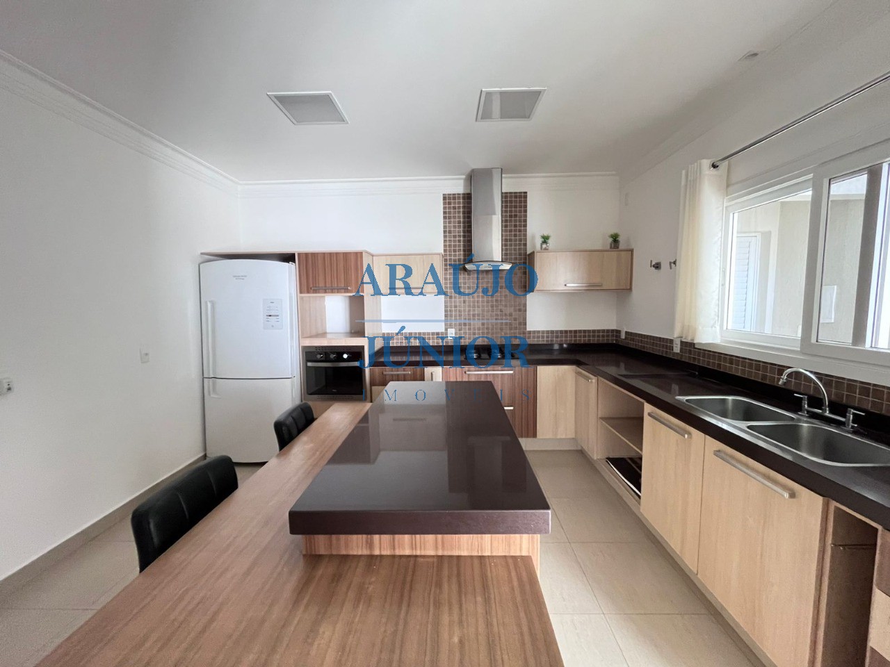 Casa, 4 quartos, 350 m² - Foto 25
