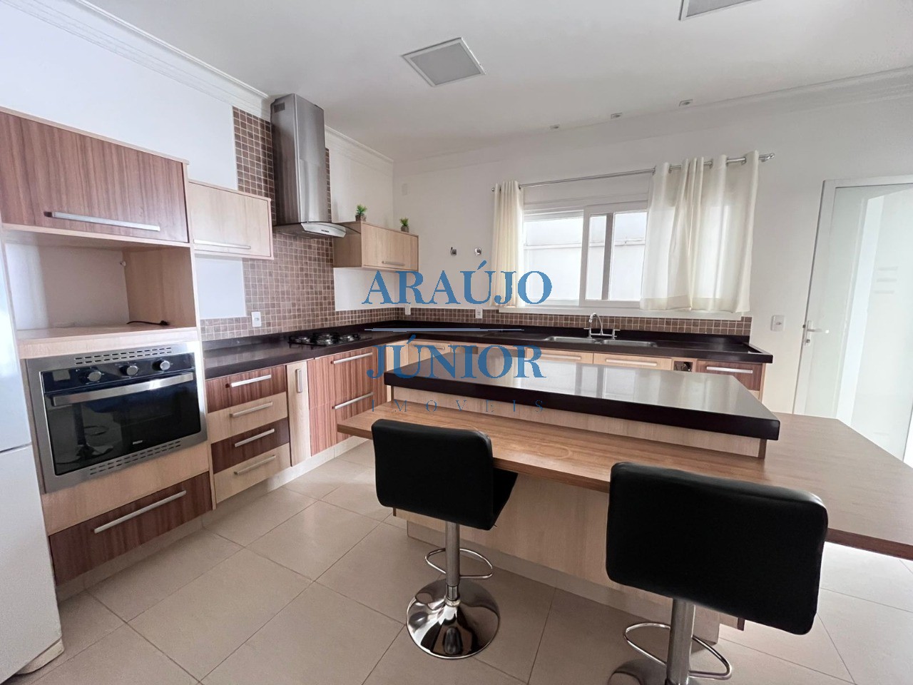 Casa, 4 quartos, 350 m² - Foto 9