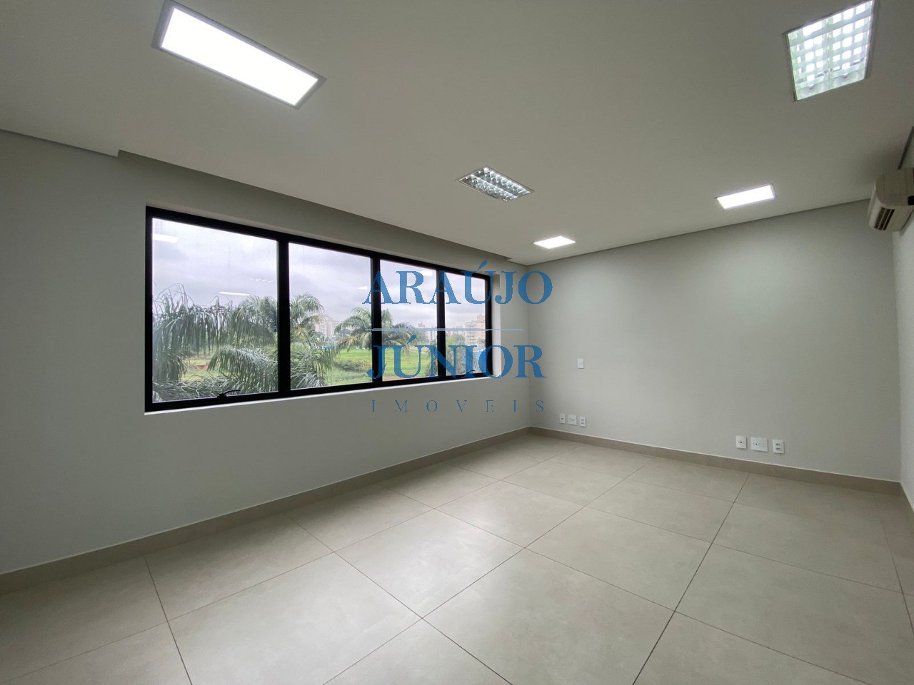 Sala-Conjunto, 40 m² - Foto 1