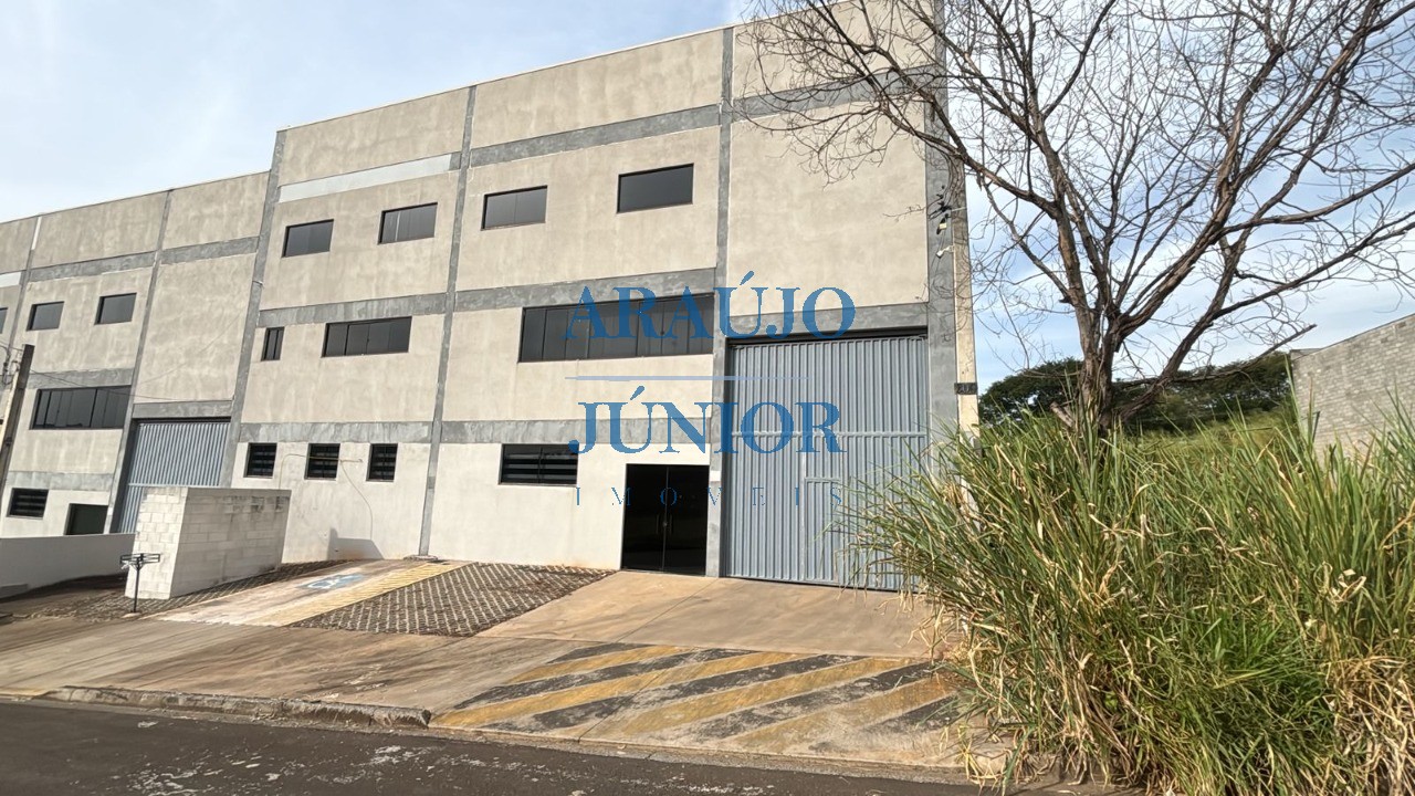 Depósito-Galpão, 680 m² - Foto 1