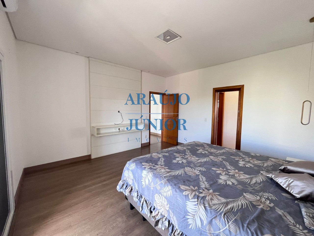 Casa, 4 quartos, 350 m² - Foto 44