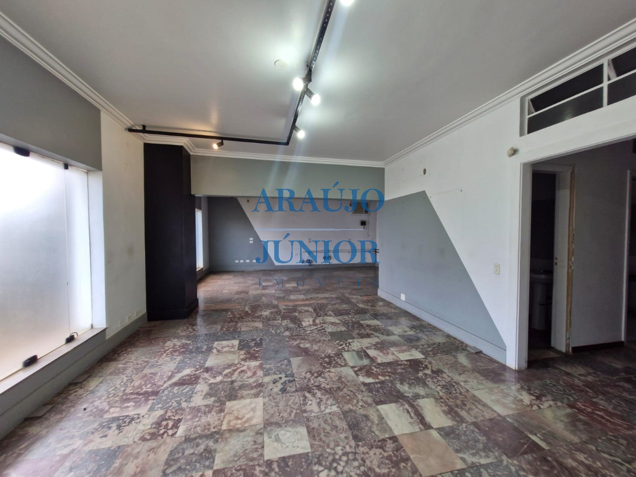 Sala-Conjunto, 95 m² - Foto 1