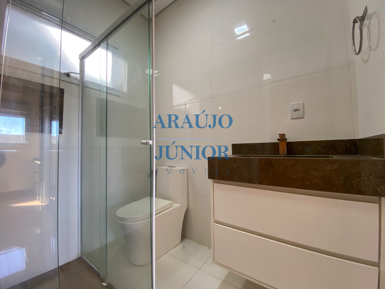 Casa, 3 quartos, 215 m² - Foto 9