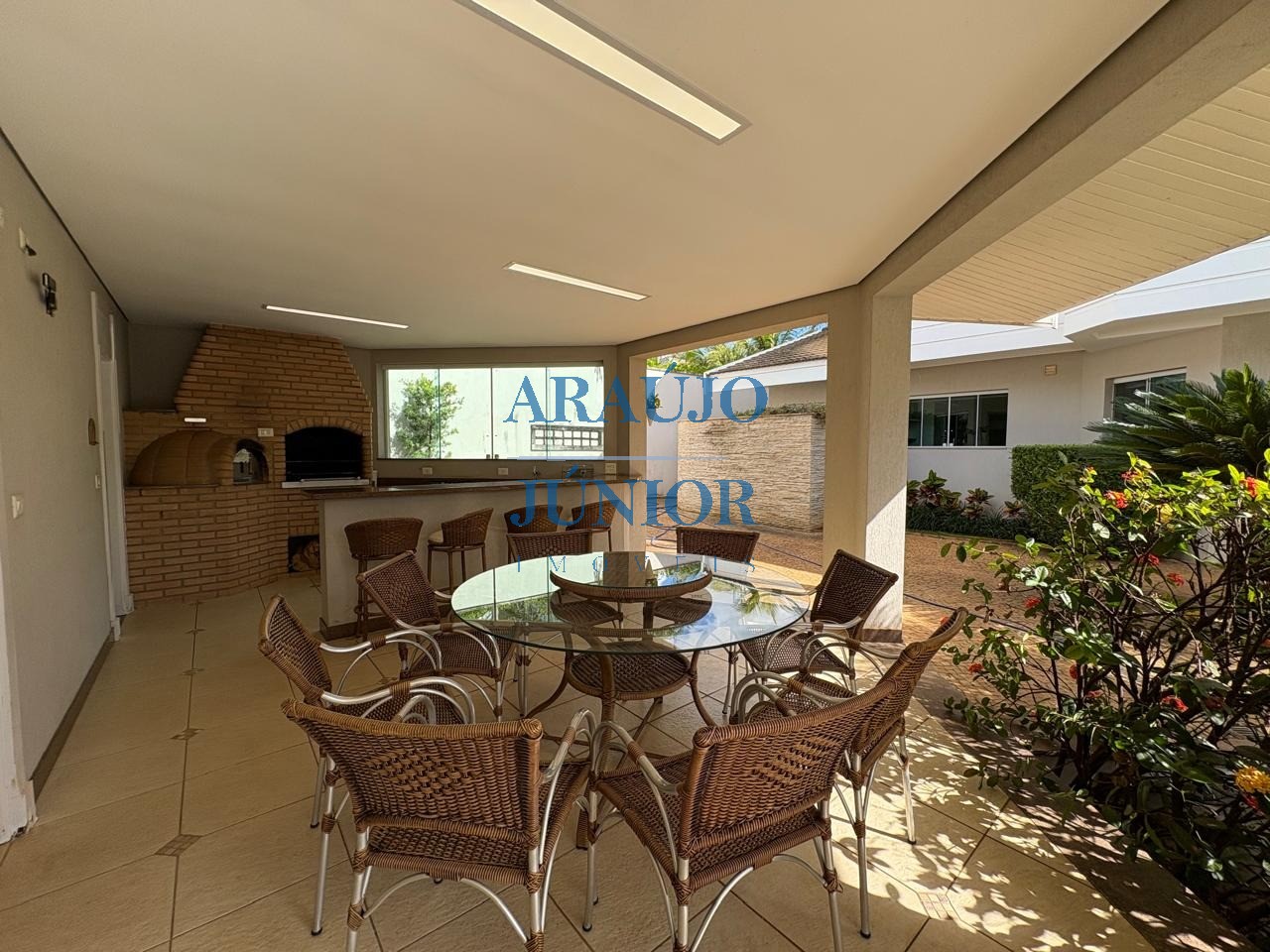 Casa, 3 quartos, 250 m² - Foto 9