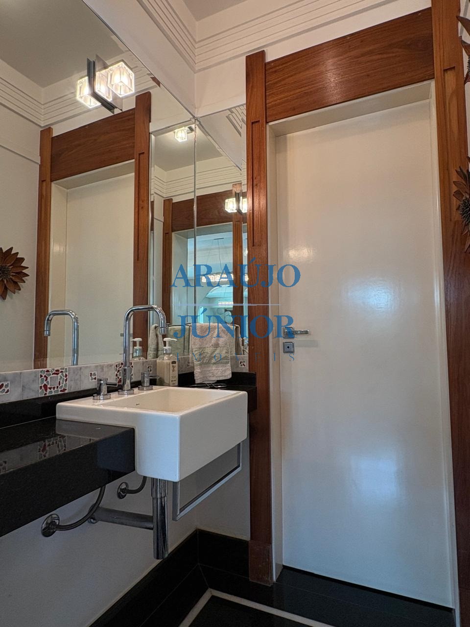 Casa, 3 quartos, 250 m² - Foto 27