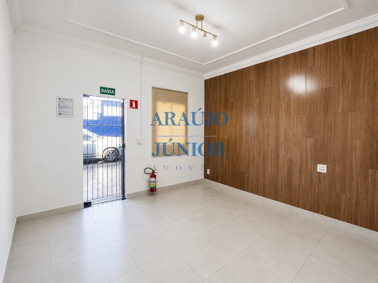 Prédio Inteiro, 75 m² - Foto 2