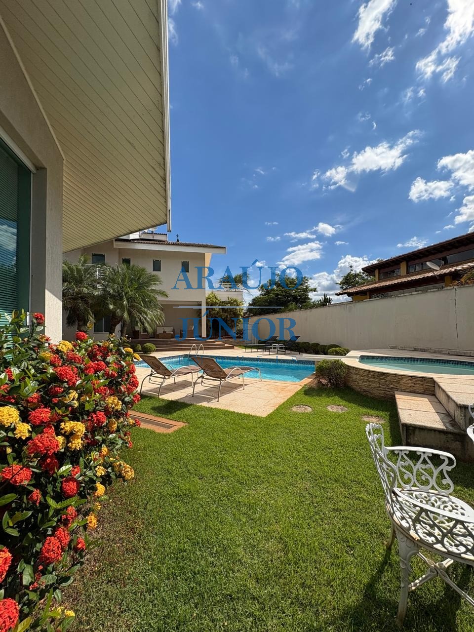 Casa, 3 quartos, 250 m² - Foto 8