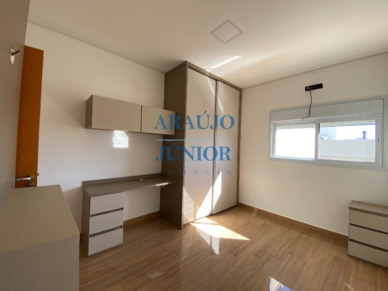 Casa, 3 quartos, 215 m² - Foto 4