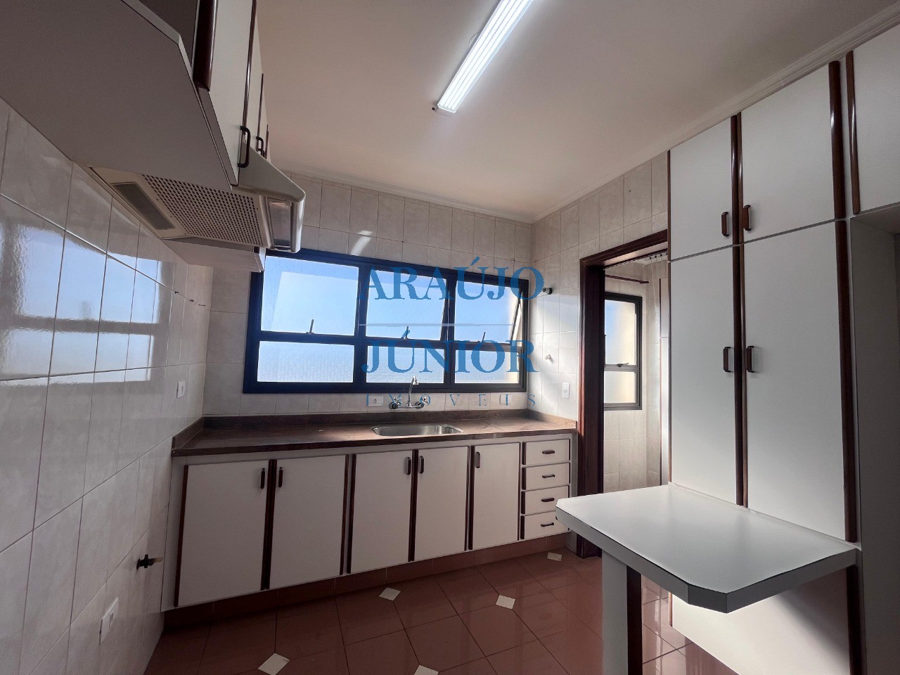 Apartamento, 3 quartos, 120 m² - Foto 2
