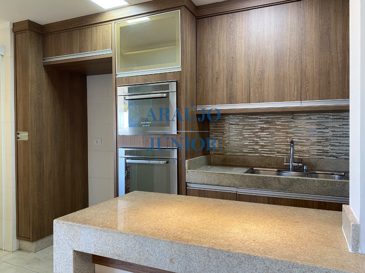 Apartamento, 3 quartos, 96 m² - Foto 2