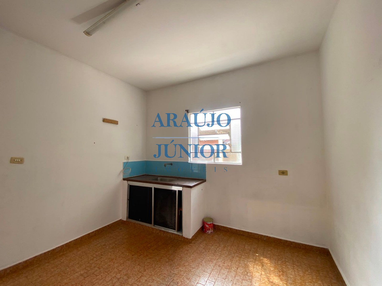 Casa, 1 quarto, 350 m² - Foto 4