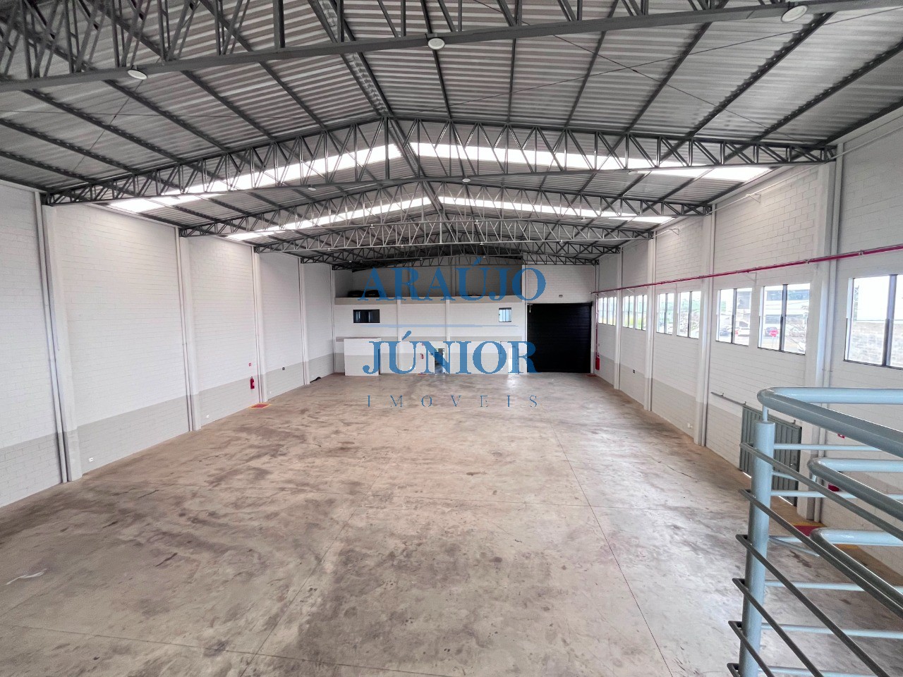 Depósito-Galpão, 1000 m² - Foto 1