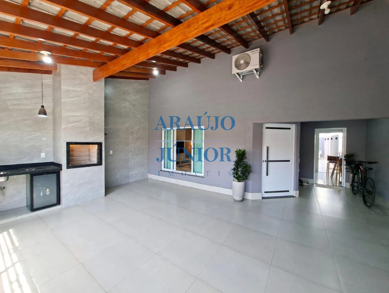 Casa, 3 quartos, 107 m² - Foto 1