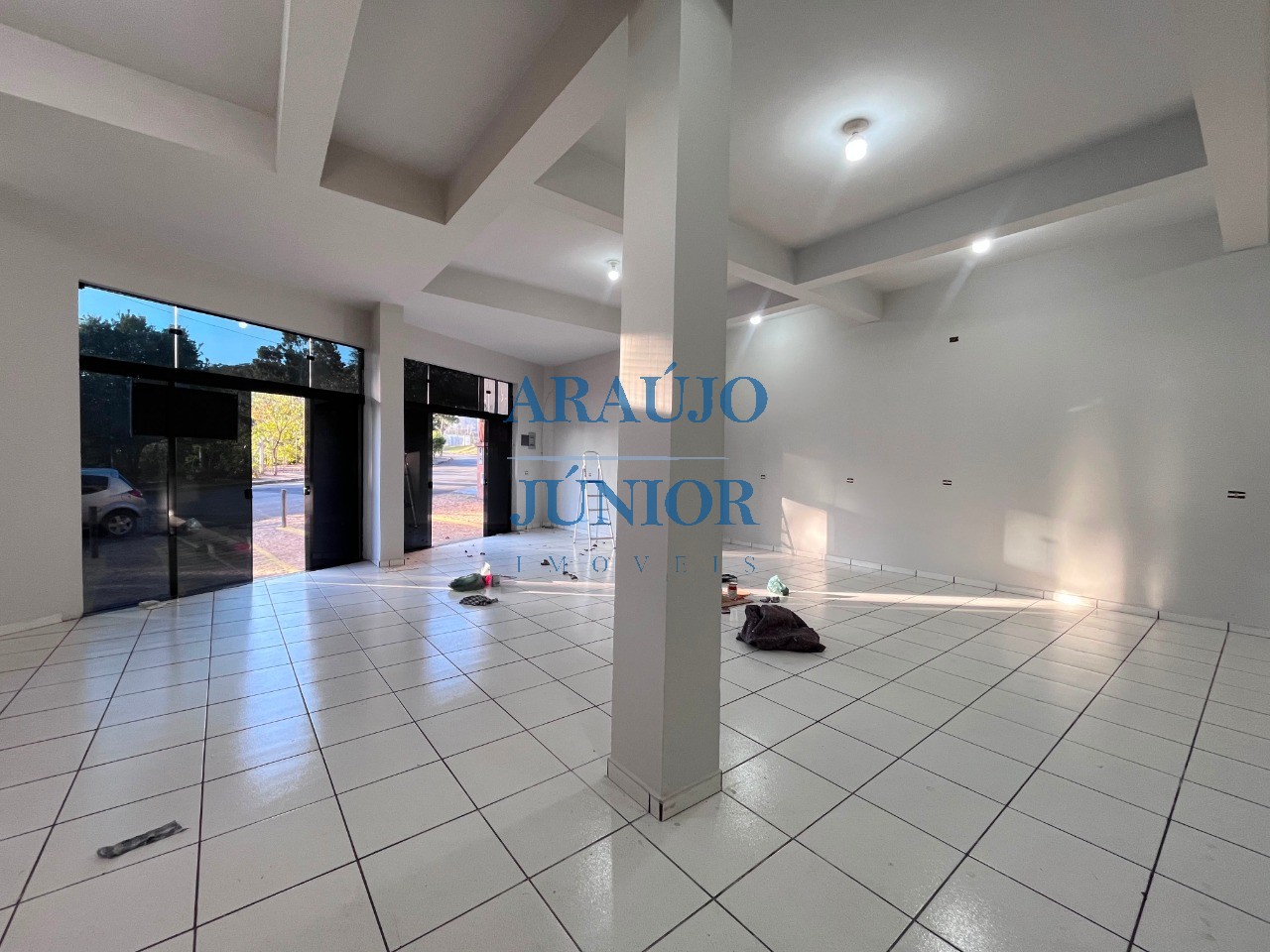 Loja-Salão, 113 m² - Foto 1