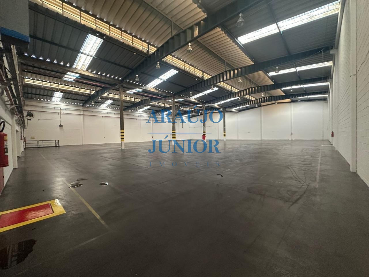 Depósito-Galpão, 2300 m² - Foto 17