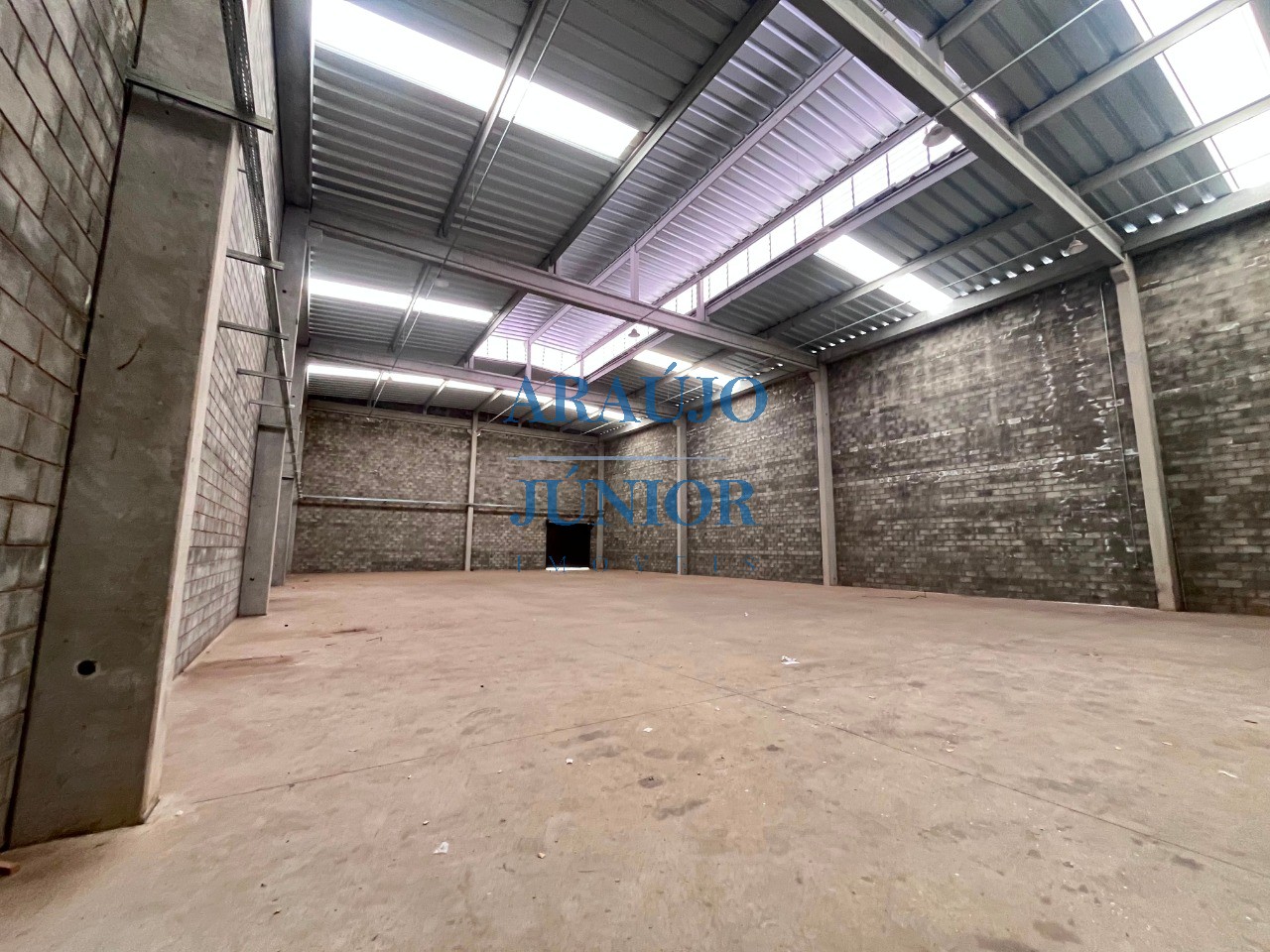 Depósito-Galpão, 1000 m² - Foto 2