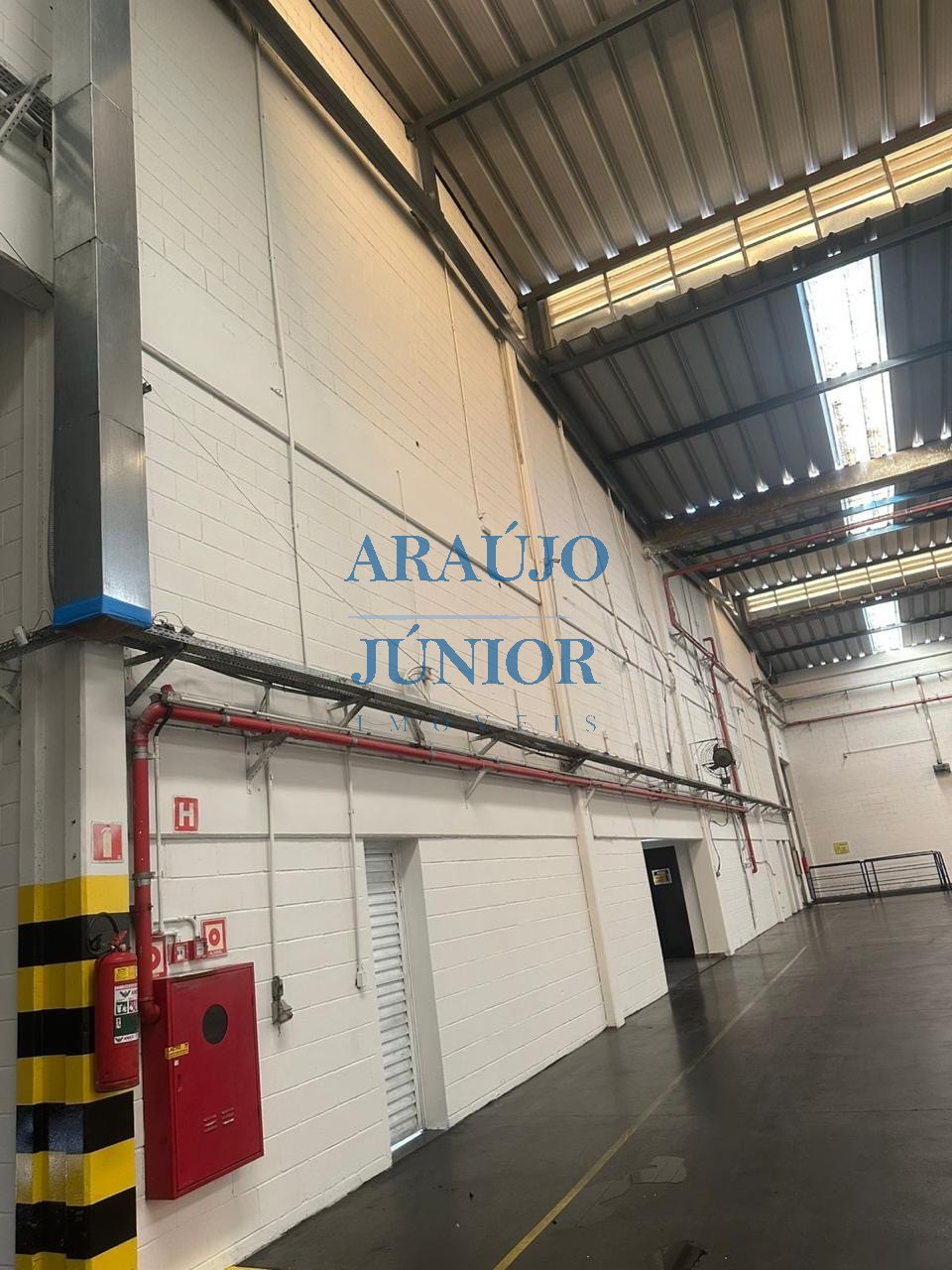 Depósito-Galpão, 2300 m² - Foto 19