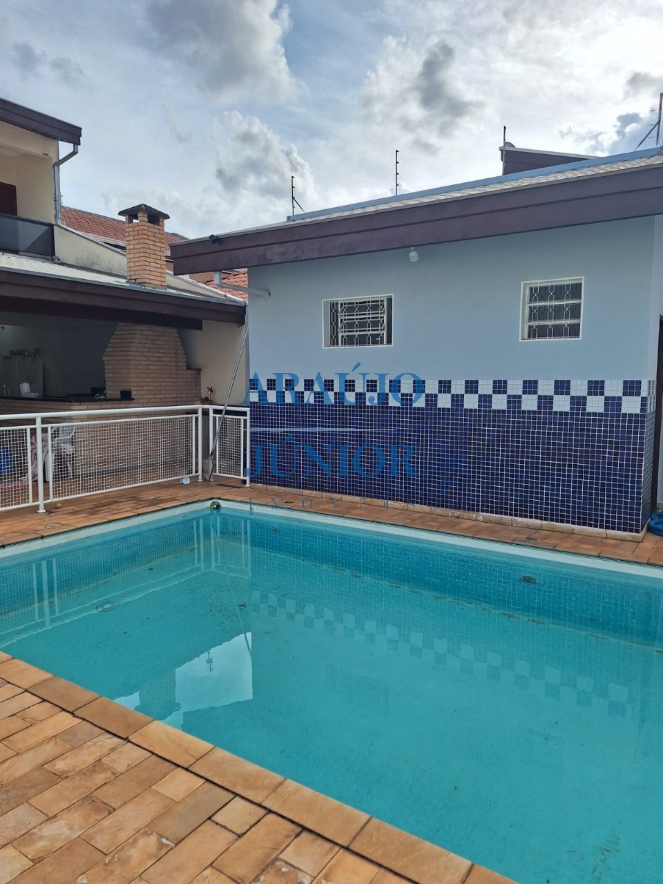 Casa, 3 quartos, 250 m² - Foto 2